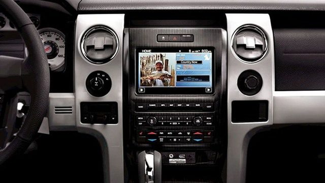 Ford F-150/F-250: How To Install a Navigation System