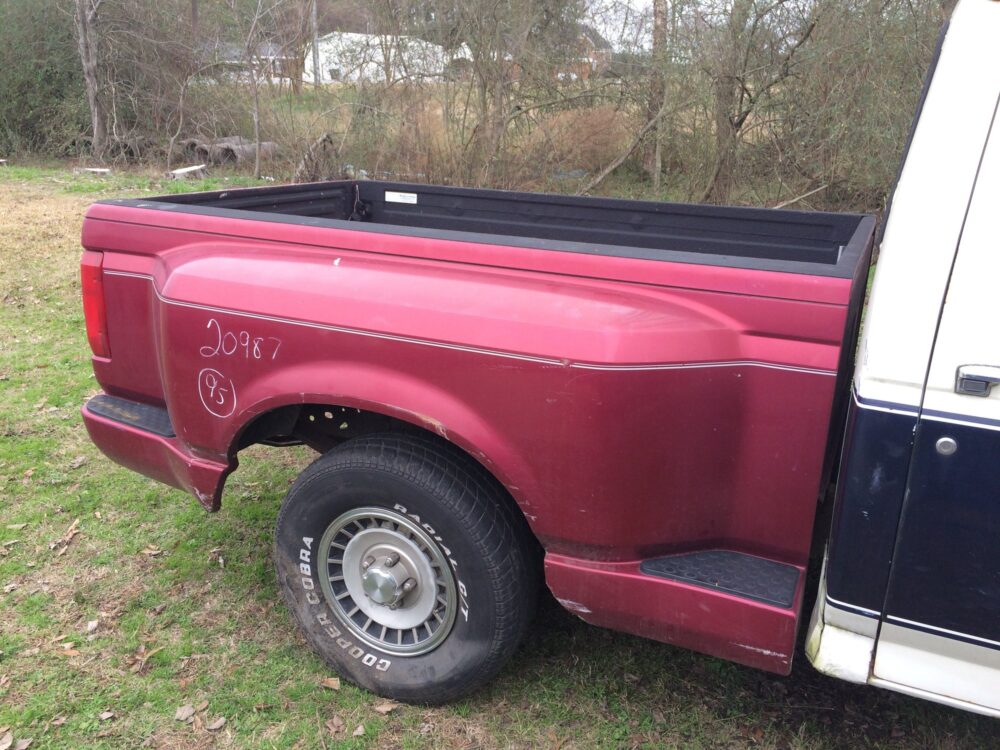 Ford F-150 Flareside Bed